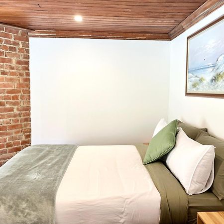 Opoho Heritage Guest Suite Dunedin Eksteriør billede